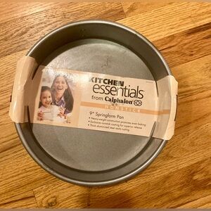 Calphalon Nonstick 9” Springform Pan - Gray - NWT